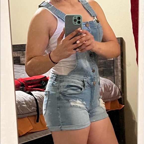 Jean romper - Picture 4 of 8